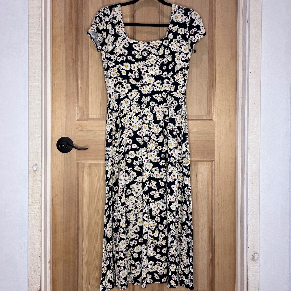 Salaam Daisy Print Maxi Dress